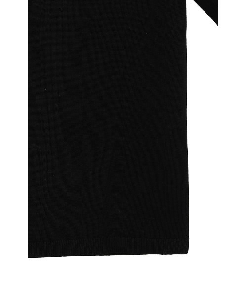 CLANE（クラネ）の「CLANE SHOULDER PADS POLO KNIT TOPS 18106-2192（ポロシャツ・レディース・ブラック/オフホワイト/ブルー・1）」の15枚目の写真