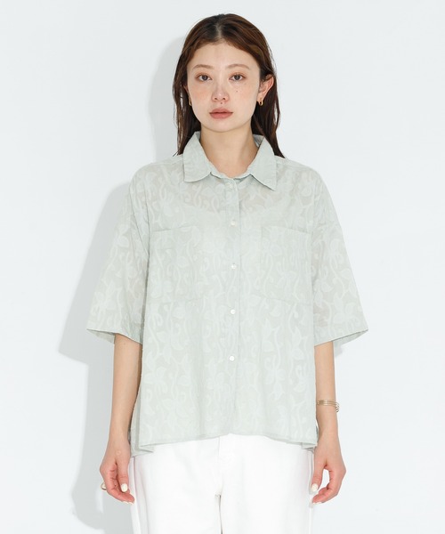 URBAN RESEARCH Sonny Label（アーバンリサーチサニーレーベル）の「コットンボタニカル柄ジャガードシャツ（シャツ/ブラウス・レディース・ミント/オフホワイト/チャコールグレー・FREE）」の11枚目の写真