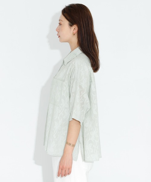 URBAN RESEARCH Sonny Label（アーバンリサーチサニーレーベル）の「コットンボタニカル柄ジャガードシャツ（シャツ/ブラウス・レディース・ミント/オフホワイト/チャコールグレー・FREE）」の12枚目の写真