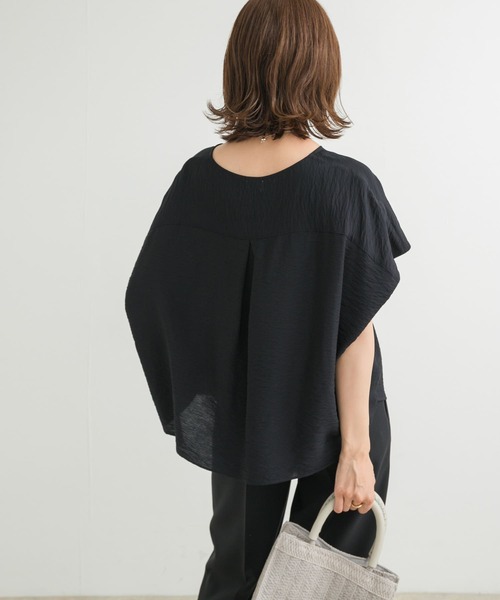 URBAN RESEARCH DOORS（アーバンリサーチドアーズ）の「バックタックコクーンブラウス（シャツ/ブラウス・レディース・ベージュ系その他/ピンク/ネイビー・MEDIUM）」の22枚目の写真