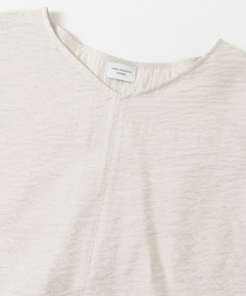 URBAN RESEARCH DOORS（アーバンリサーチドアーズ）の「バックタックコクーンブラウス（シャツ/ブラウス・レディース・ベージュ系その他/ピンク/ネイビー・MEDIUM）」の11枚目の写真