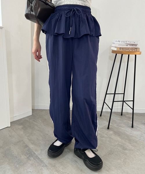 Jewelobe(ジュエローブ)の「ペプラムフリルサイドラインシャカパン(その他パンツ・レディース・ブラック/グレー/ネイビー・FREE)」の11枚目の写真