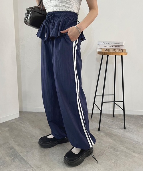 Jewelobe(ジュエローブ)の「ペプラムフリルサイドラインシャカパン(その他パンツ・レディース・ブラック/グレー/ネイビー・FREE)」の13枚目の写真