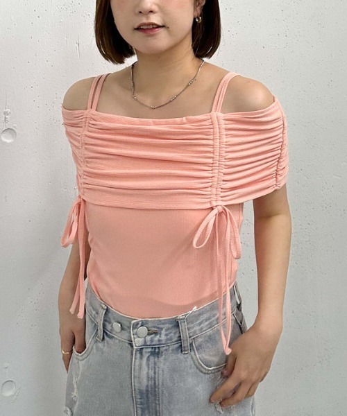 archives(アルシーヴ)の「ドロストオフショルカットTOPS(Tシャツ/カットソー・レディース・グレー/オフホワイト/ピンクベージュ/ブラック・MEDIUM)」の4枚目の写真