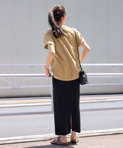 FRAMeWORK（フレームワーク）の「GULFCOAST SPORTSWEAR 別注CREW TEE（Tシャツ/カットソー・レディース・ブラウン/レッド/ブラック/ベージュ・FREE）」の18枚目の写真