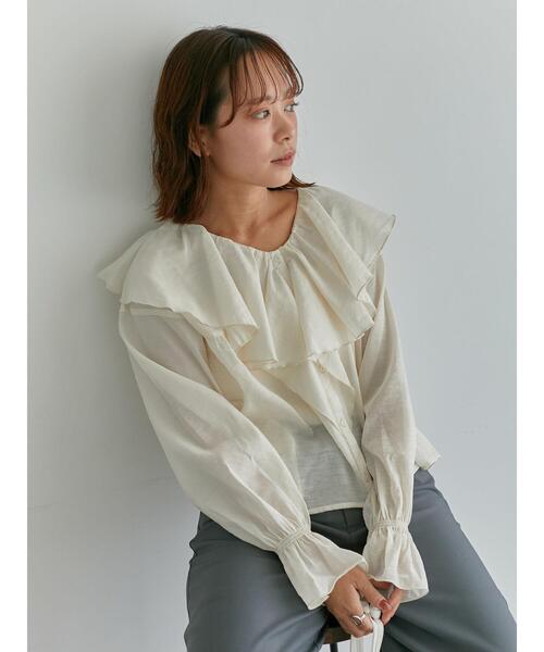 ehka sopo（エヘカソポ）の「シアーラッフルブラウス（シャツ/ブラウス・レディース・キナリ/ピンク/グリーン・F）」の2枚目の写真