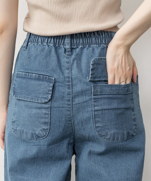 RCD(アールシーディー)の「ワイドバギーパンツ(デニムパンツ・レディース・ベージュ/ネイビー/ブラック/カーキ/ブルー・M/L/LL)」の7枚目の写真