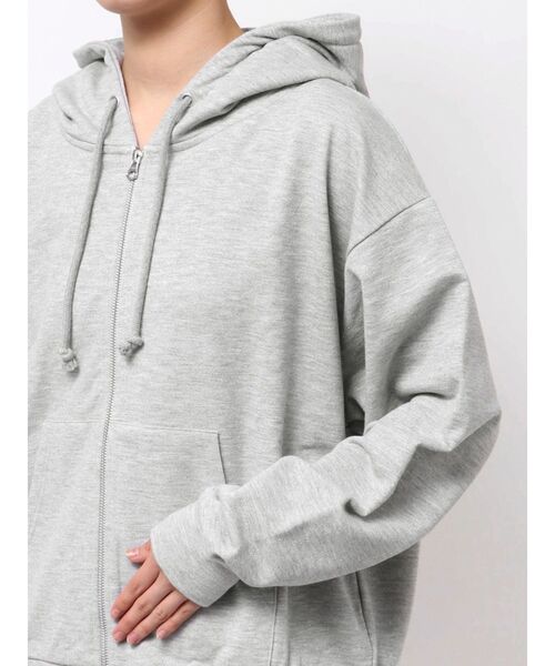 GYDA（ジェイダ）の「ゆるっと着れる！BACK GYDAラインストーンラメパーカー【SETUP着用可】（パーカー・レディース・ライトグレー/ブラック/オフホワイト・FREE）」の17枚目の写真