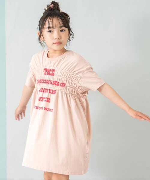 and D. petit main(アンドディープティマイン)の「ロゴプリントシャーリング半袖ワンピース(ワンピース・キッズ・サーモンピンク/サックスブルー/ライトグレー・100cm/120cm/130cm/140cm/110cm)」の3枚目の写真
