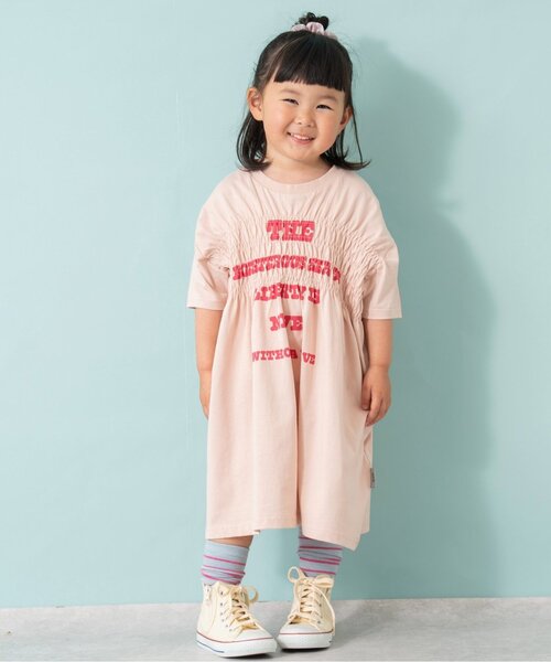 and D. petit main(アンドディープティマイン)の「ロゴプリントシャーリング半袖ワンピース(ワンピース・キッズ・サーモンピンク/サックスブルー/ライトグレー・100cm/120cm/130cm/140cm/110cm)」の7枚目の写真