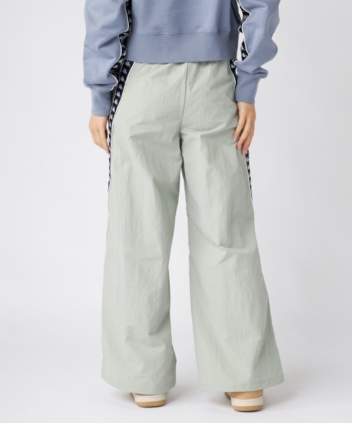 Kappa(カッパ)の「ナイロンパンツ(その他パンツ・レディース・グレー/ブラック・LARGE/MEDIUM/SMALL)」の15枚目の写真