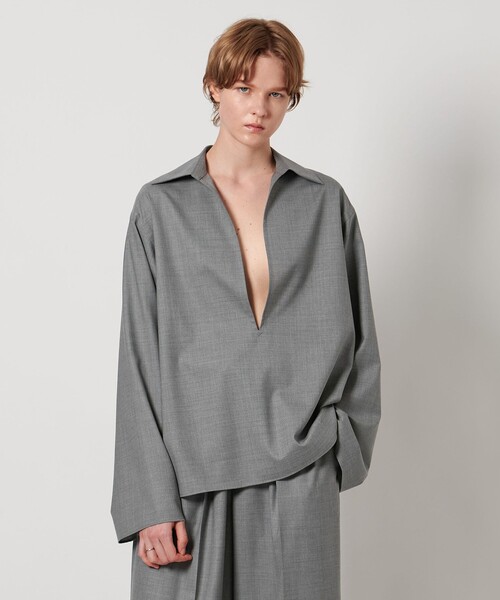 LOEFF(ロエフ)の「<LOEFF>W TORO スキッパー シャツ(シャツ/ブラウス・レディース・ネイビー/グレー・1/0)」の3枚目の写真