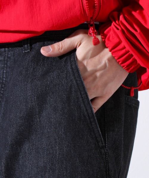 GLOSTER（グロスター）の「【WEB限定】ツイストバギーワークデニム（デニムパンツ・メンズ・ブラック/インディゴブルー・マルチサイズ）」の4枚目の写真