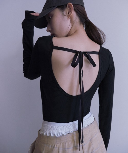 HONEY MI HONEY(ハニーミーハニー)の「drawstring rib cutsew(Tシャツ/カットソー・レディース・オフホワイト/サックスブルー/ブラック/ピンク・FREE)」の2枚目の写真