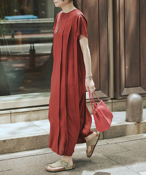 JOURNAL STANDARD（ジャーナルスタンダード）の「ソフトリネンレーヨンタックワンピース（ワンピース・レディース・ブラック/ブラウン・FREE）」の5枚目の写真