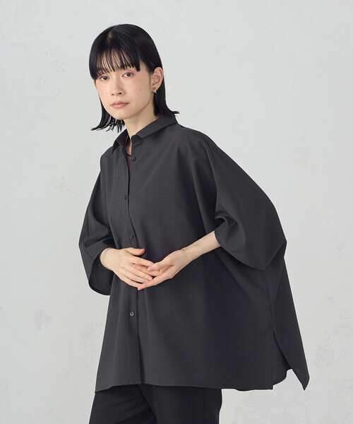 COMME CA ISM(コムサイズム)の「オーバーサイズ シャツ(シャツ/ブラウス・レディース・サックスブルー/ホワイト/チャコール・FREE)」の4枚目の写真