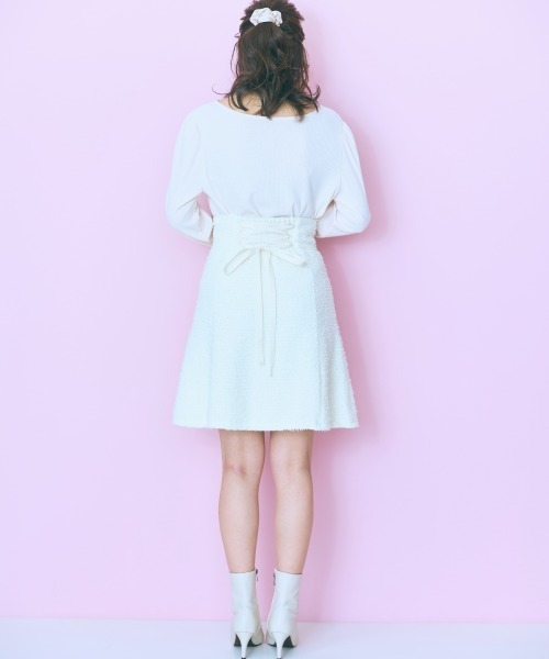 marun(マルン)の「<大きいサイズ>ツイード調ショート丈スカート marun(スカート・レディース・アイボリー/ネイビー・LL/L/5L/4L/3L)」の7枚目の写真