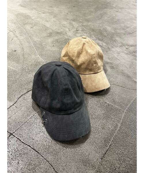 EMODA(エモダ)の「アイレットピアシングキャップ(キャップ・レディース・グレー/ベージュ・FREE)」の4枚目の写真