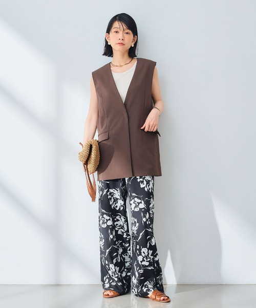 CROSS FUNCTION（クロスファンクション）の「《UV/通気性》サマ美え ノーカラージレ【CROSS FUNCTION/クロスファンクション】（ベスト・レディース・ダークブラウン/チャコールグレー・M/L/LL）」の15枚目の写真