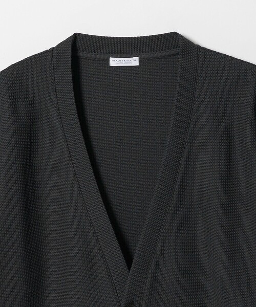 BEAUTY&YOUTH UNITED ARROWS(ビューティーアンドユースユナイテッドアローズ)の「【WEB限定 WARDROBE SMART】エアリー カノコ カーディガン 【抗菌・防臭】(カーディガン/ボレロ・メンズ・ブラック/ダークグレー/ダークブラウン・XL/L/M/S)」の18枚目の写真