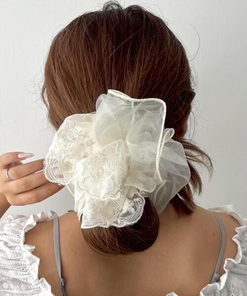 WEGO(ウィゴー)の「WEGO/フラワーレースシュシュ(シュシュ・レディース・ブラック/アイボリー・FREE)」の3枚目の写真