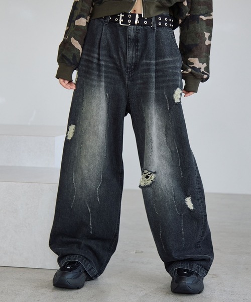 PBLIM（ページボーイリム）の「《UNISEX》エイジングデニム（デニムパンツ・レディース・ブルー/ブラック・LARGE/MEDIUM）」の2枚目の写真