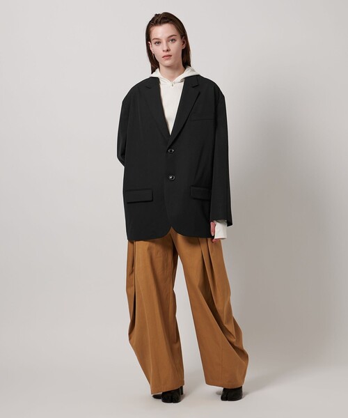 ASTRAET(アストラット)の「<ASTRAET>ギャバ 2ボタン テーラードジャケット UNISEX(テーラードジャケット・レディース・ブラック・FREE)」の6枚目の写真