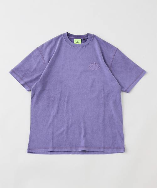 JOURNAL STANDARD relume(ジャーナルスタンダード レリューム)の「NEW AMSTERDAM SURF ASSOCIATION LOGO TEE WASHED EMBRO 2501102001/002(Tシャツ/カットソー・メンズ・ブラック/パープル・MEDIUM/LARGE)」の2枚目の写真