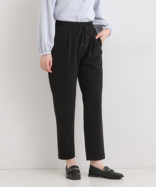 SHOO・LA・RUE（シューラルー）の「【S-3L/洗濯後しわになりにくい】スマートに見える イージーテーパードパンツ（その他パンツ・レディース・ベージュ/グリーン/チャコールグレー/レッド系1/ブラック・01/05/04/03/02）」の7枚目の写真