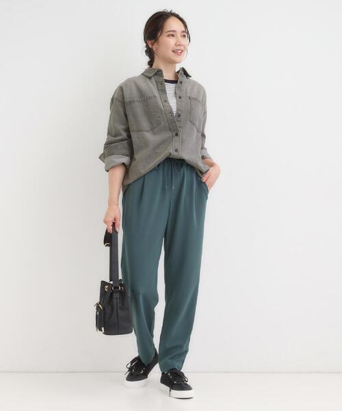 SHOO・LA・RUE(シューラルー)の「【S-3L/洗濯後しわになりにくい】スマートに見える イージーテーパードパンツ(その他パンツ・レディース・ベージュ/グリーン/チャコールグレー/レッド系1/ブラック・01/05/04/03/02)」の21枚目の写真