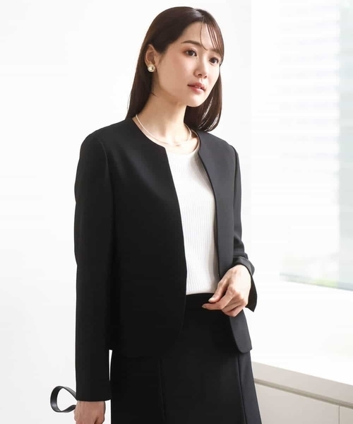 ★美品★ BOSCH セットアップスーツ ブラック ノーカラー サイズ36 MK MICHEL KLEIN（エムケーミッシェルクラン）の「メランジ調ノー