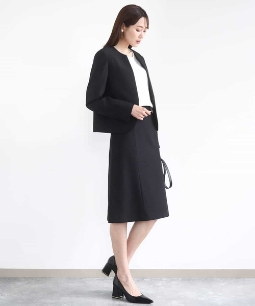 MK MICHEL KLEIN（エムケーミッシェルクラン）の「メランジ調ノー