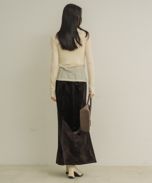 NEUNA(ヌナ)の「【二の腕カバー/日焼け対策を可愛く!!】シアーカラーリブトップス(Tシャツ/カットソー・レディース・ブラック/アイボリー・FREE)」の6枚目の写真