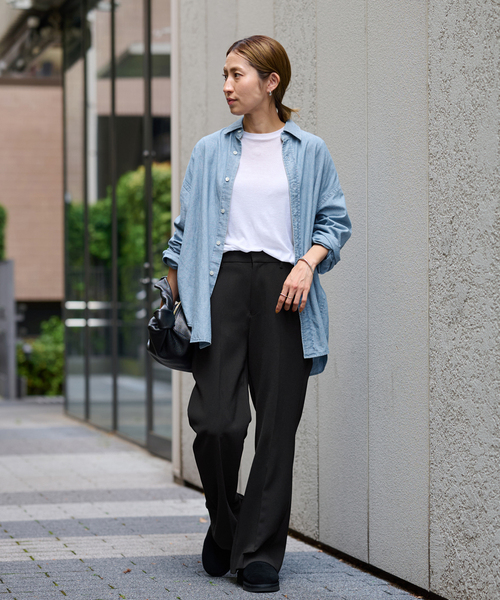 FRAMeWORK（フレームワーク）の「≪一部カラーWEB限定 / 追加≫セミフレアパンツ（スラックス・レディース・ベージュ/ブラック×ブラック/ブラック・34/36/38/40）」の4枚目の写真