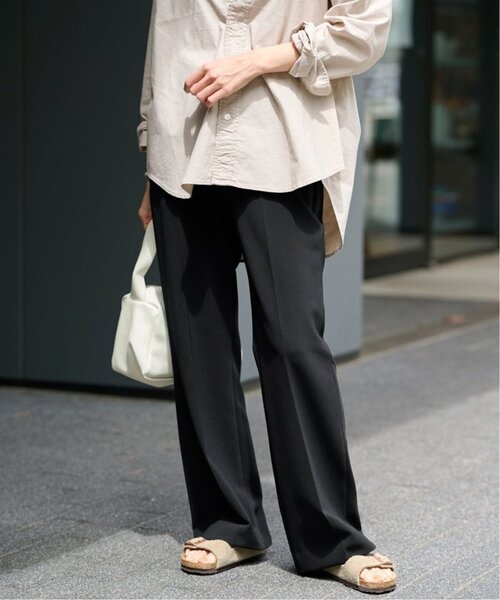 FRAMeWORK（フレームワーク）の「≪一部カラーWEB限定 / 追加≫セミフレアパンツ（スラックス・レディース・ベージュ/ブラック×ブラック/ブラック・34/36/38/40）」の14枚目の写真