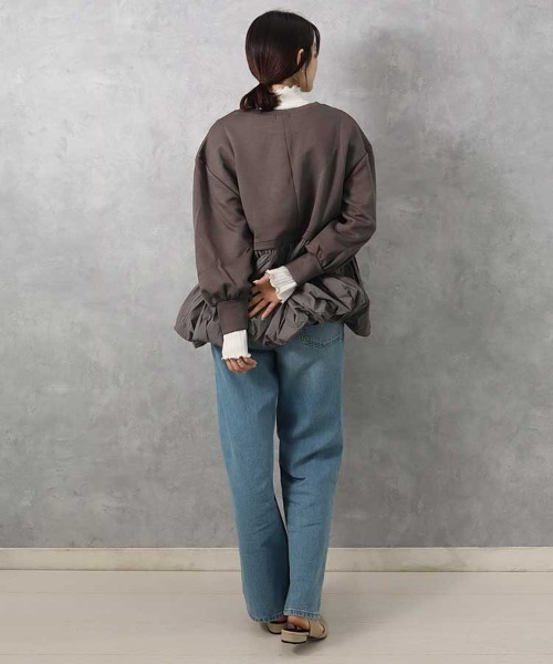 Bleu Bleuet（ブルーブルーエ）の「【ZOZO限定】裾バルーンペプラムプルオーバー（その他トップス・レディース・チャコール/ベージュ/アイボリー・FREE）」の14枚目の写真