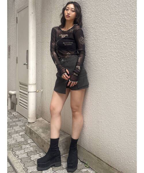 MURUA（ムルーア）の「Sarah×MURUAタトゥーライクシアートップス（Tシャツ/カットソー・レディース・アイボリー/ブラック・FREE）」の20枚目の写真