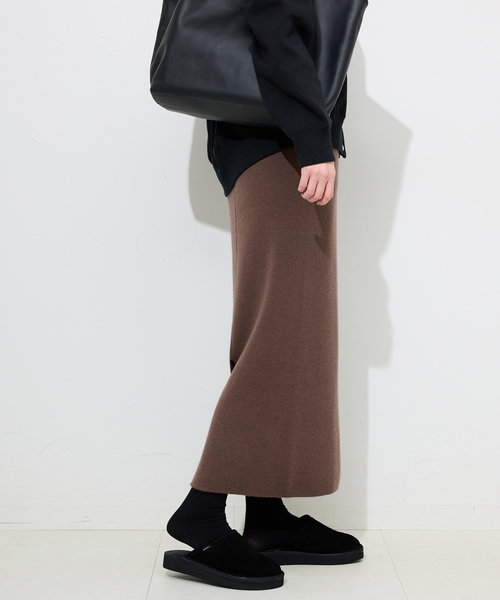SLOBE IENA(スローブイエナ)の「《セットアップ対応可/追加》ウォッシャブルスムースニットスカート(スカート・レディース・ブラック/ブラウン・38/40)」の11枚目の写真