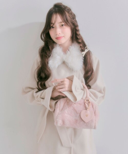 OLIVE des OLIVE（オリーブデオリーブ）の「Aimerianejoieファーミニボストンバッグ（ショルダーバッグ・レディース・オフホワイト/ピンクベージュ/ブラック・FREE）」の16枚目の写真