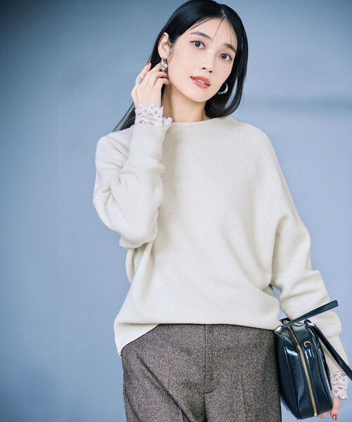 23区(ニジュウサンク)の「ナチュラルコットンベア レースレイヤード カットソー(Tシャツ/カットソー・レディース・ホワイト系・40/38)」の5枚目の写真
