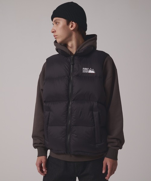 ライトバブルダウンベスト（ダウンベスト）｜FIRST DOWN（ファースト