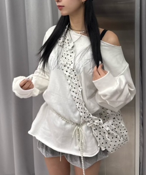 Never mind the XU / Chikashitsu+（ネバーマインド ザ エックスユー / チカシツプラス）の「【nmtc+】dot shoulder bag / 【エヌエムティーシープラス】ドットショルダーバッグ（ショルダーバッグ・レディース・ピンク/アイボリー/ブラック・ONE SIZE）」の2枚目の写真