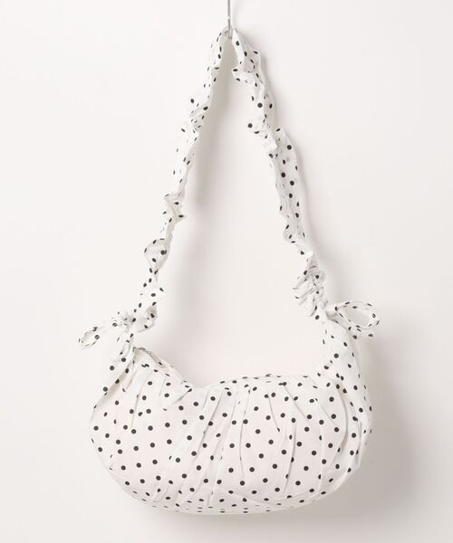 Never mind the XU / Chikashitsu+（ネバーマインド ザ エックスユー / チカシツプラス）の「【nmtc+】dot shoulder bag / 【エヌエムティーシープラス】ドットショルダーバッグ（ショルダーバッグ・レディース・ピンク/アイボリー/ブラック・ONE SIZE）」の11枚目の写真