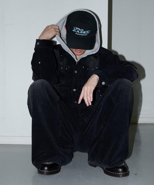 Perushu(ペルーシュ)の「ヴィンテージライクコーデュロイジャケット(ブルゾン・メンズ・ブラック/ブラウン・MEDIUM/LARGE)」の8枚目の写真