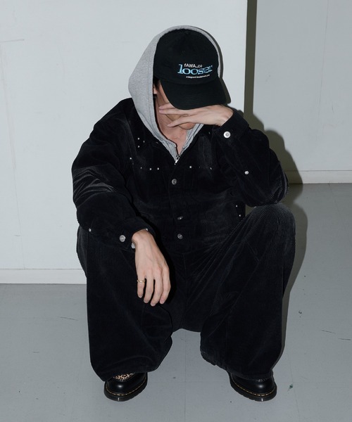 Perushu(ペルーシュ)の「ヴィンテージライクコーデュロイジャケット(ブルゾン・メンズ・ブラック/ブラウン・MEDIUM/LARGE)」の5枚目の写真