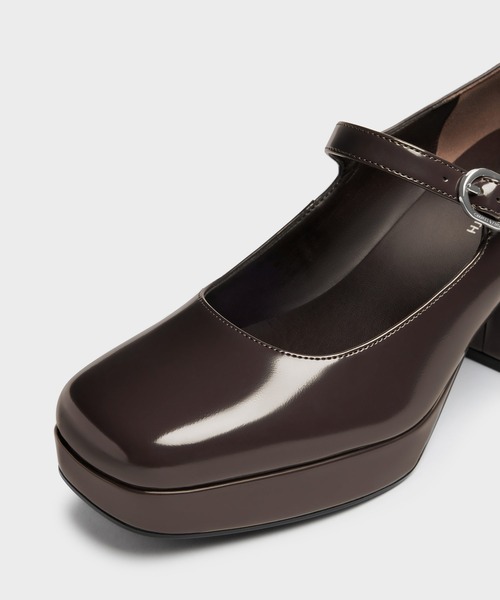 CHARLES & KEITH(チャールズ & キース)の「プラットフォーム メリージェーンパンプス(パンプス・レディース・ブラウン系その他7/ブラック系その他7/グレー/ダークブラウン・25cm/24.5cm/23cm/22.5cm/25.5cm/23.5cm)」の7枚目の写真