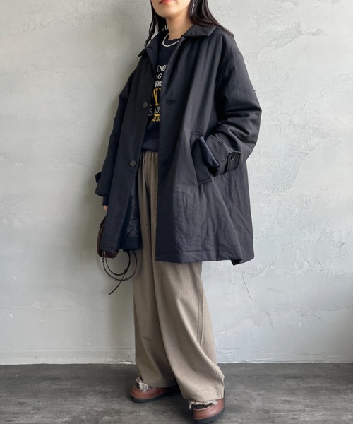 LE GLAZIK（ルグラジック）の「[LE GLAZIK/ル グラジック] ステンカラー中綿ショートコート（その他アウター・レディース・ブラック/ベージュ・36）」の2枚目の写真