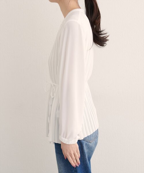 natural couture(ナチュラルクチュール)の「【WEB限定】前後2WAYプリーツブラウス(シャツ/ブラウス・レディース・ボルドー/ネイビー/グレイッシュベージュ/オフホワイト・FREE)」の12枚目の写真