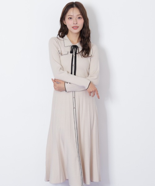 JILL by JILL STUART(ジルバイジルスチュアート)の「◇ステッチカラーニットワンピース(ワンピース・レディース・ホワイト/ブラック/ブルー・FREE)」の2枚目の写真