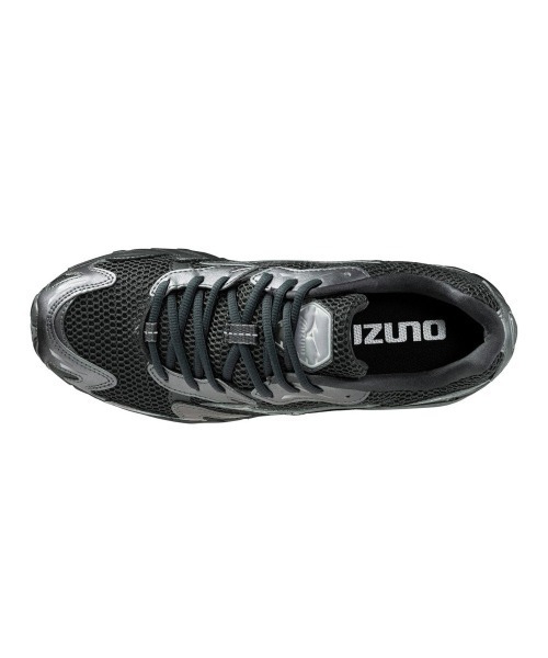 MIZUNO（ミズノ　）の「MIZUNO WAVE RIDER 10（ミズノ ウエーブライダー 10）（スニーカー・メンズ・ブラック系・23cm/23.5cm/24cm/24.5cm/25cm/25.5cm/26cm/26.5cm/27cm/27.5cm/28cm/28.5cm/29cm）」の4枚目の写真
